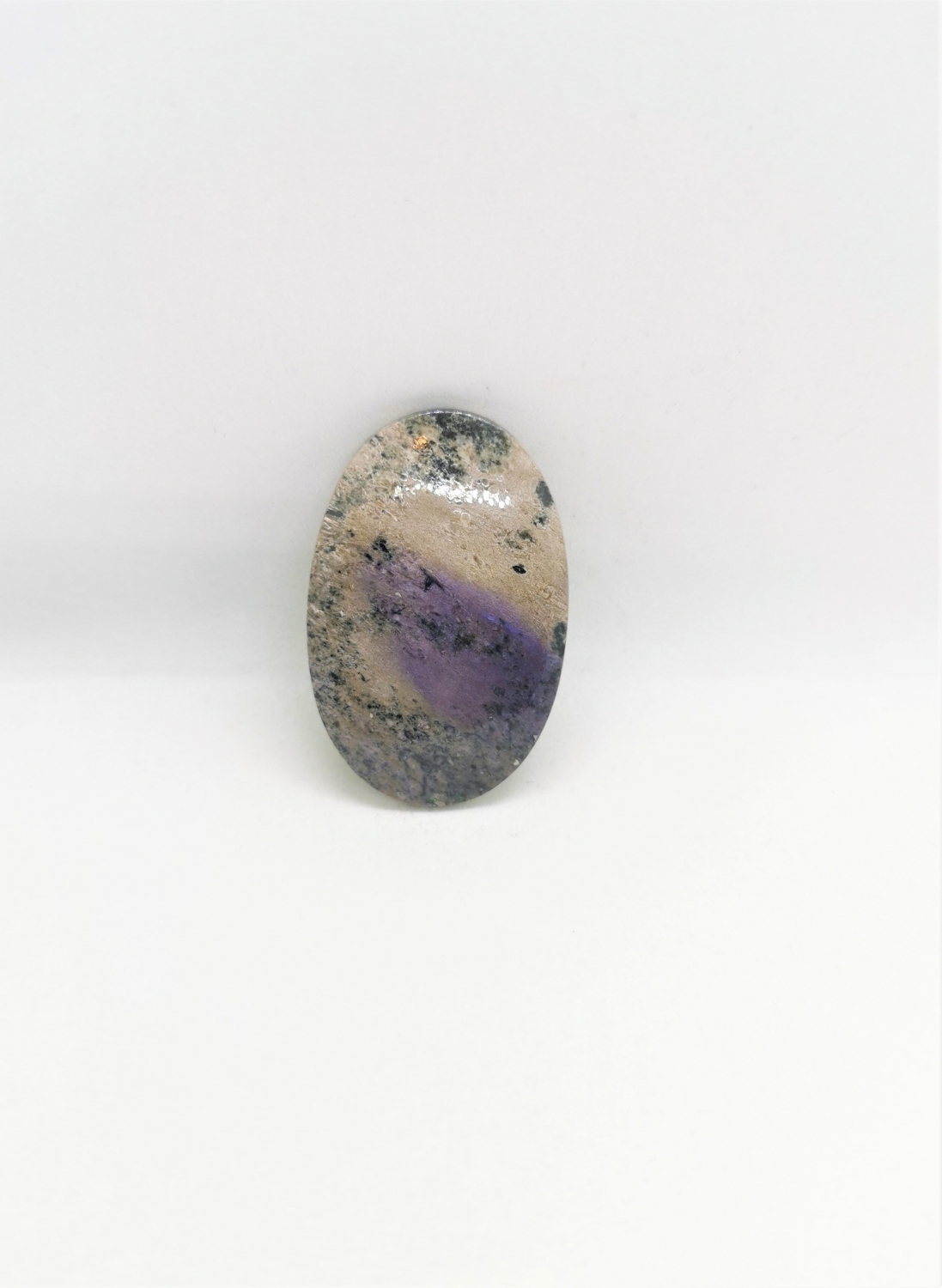 Cabochon Charoit