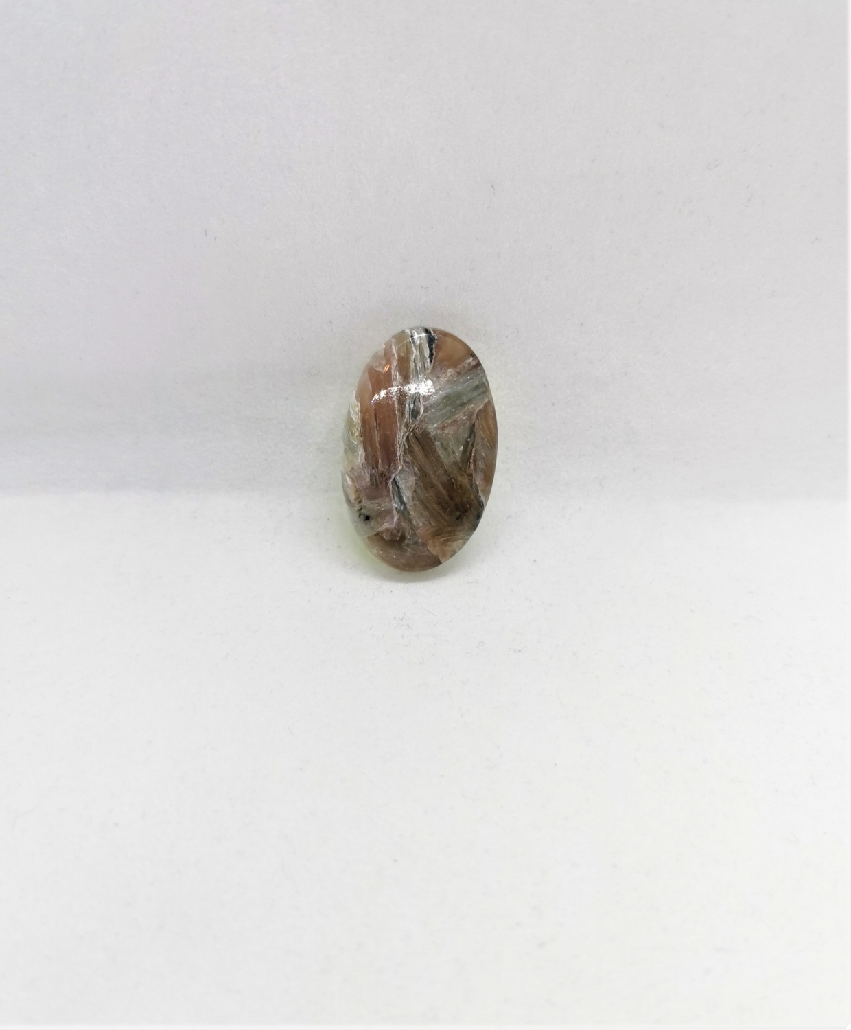 Cabochon Charoit